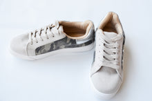 Load image into Gallery viewer, Sanford Sneakers