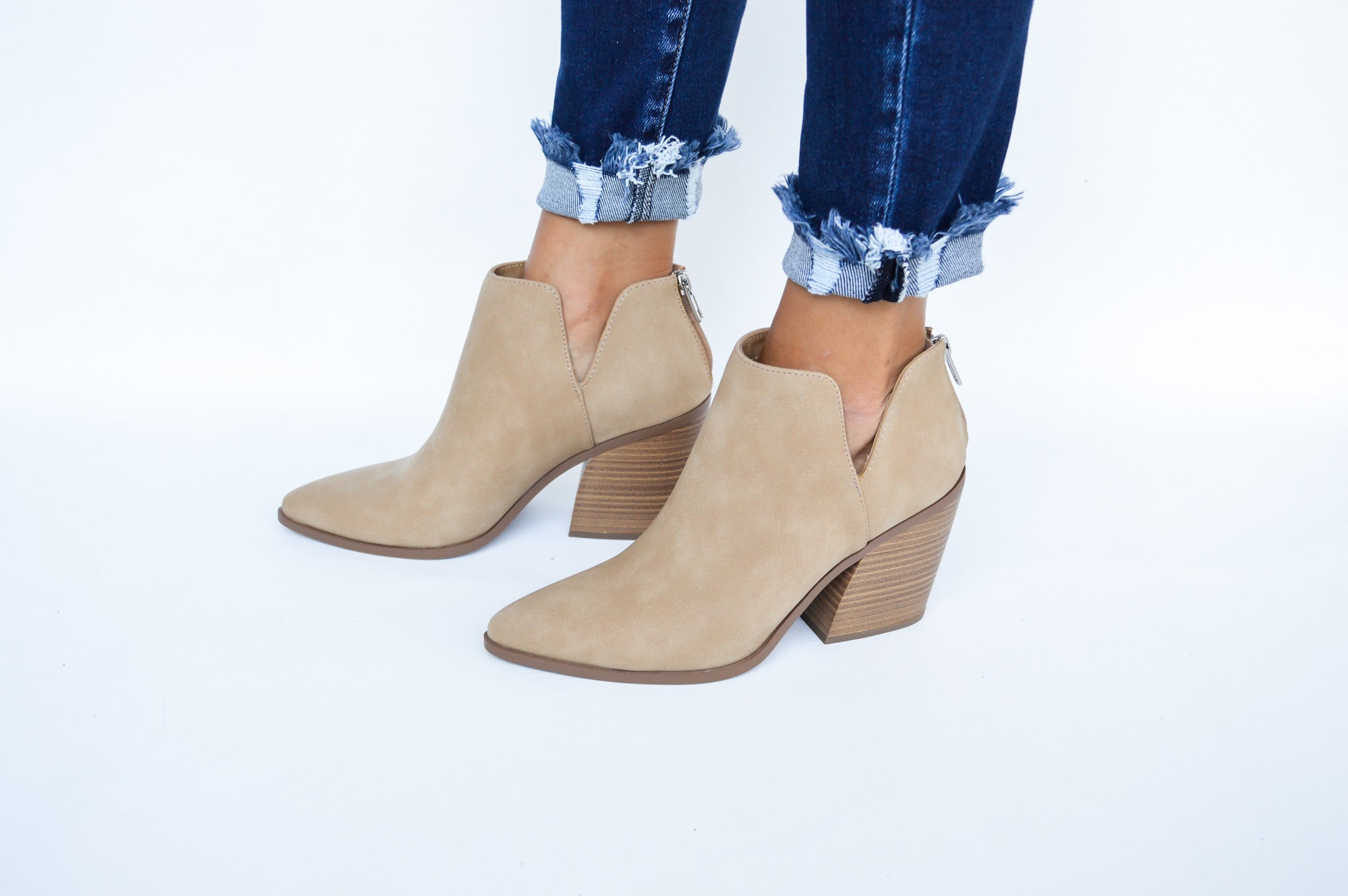 Blush booties top