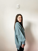 Load image into Gallery viewer, Season Staple Sweater - Teal
